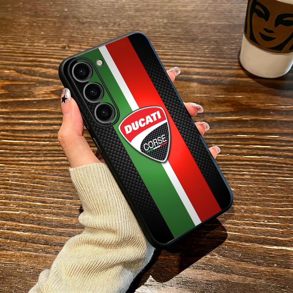 Elegante custodia per telefono - Samsung Galaxy S24 recensione e prezzo